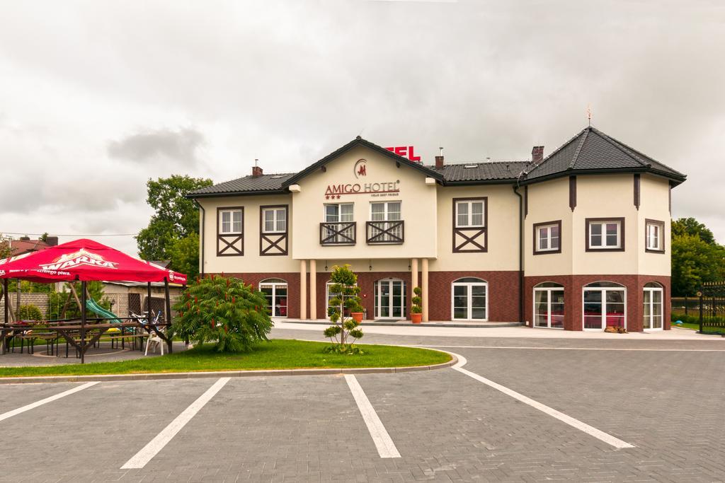 Amigo Hotel Sulejówek Eksteriør billede