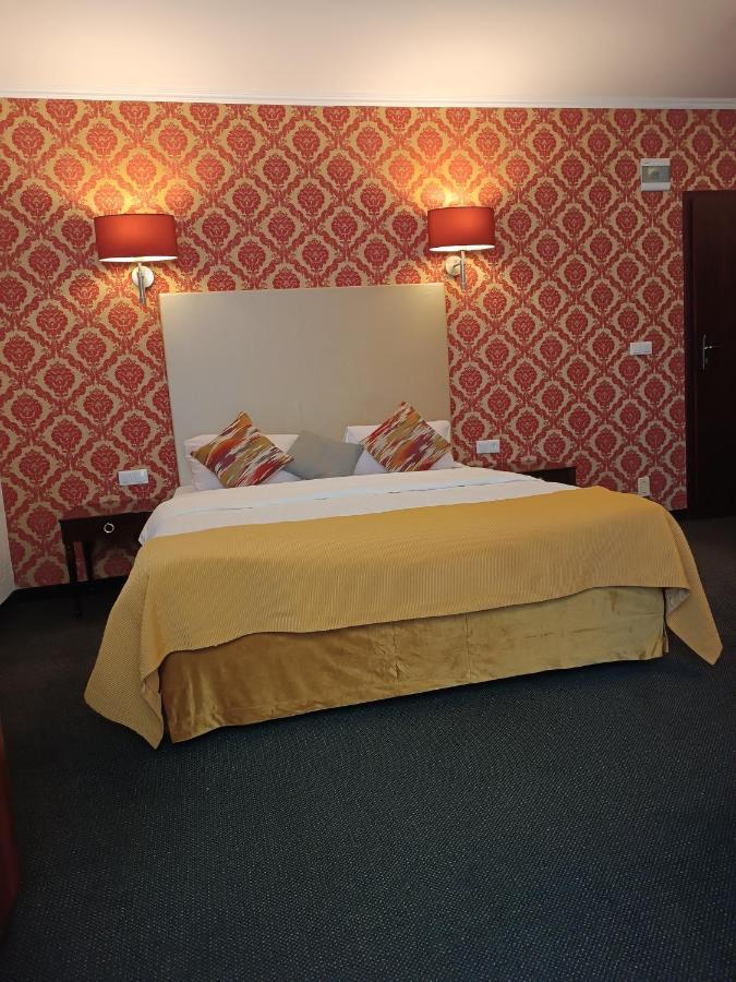 Amigo Hotel Sulejówek Eksteriør billede