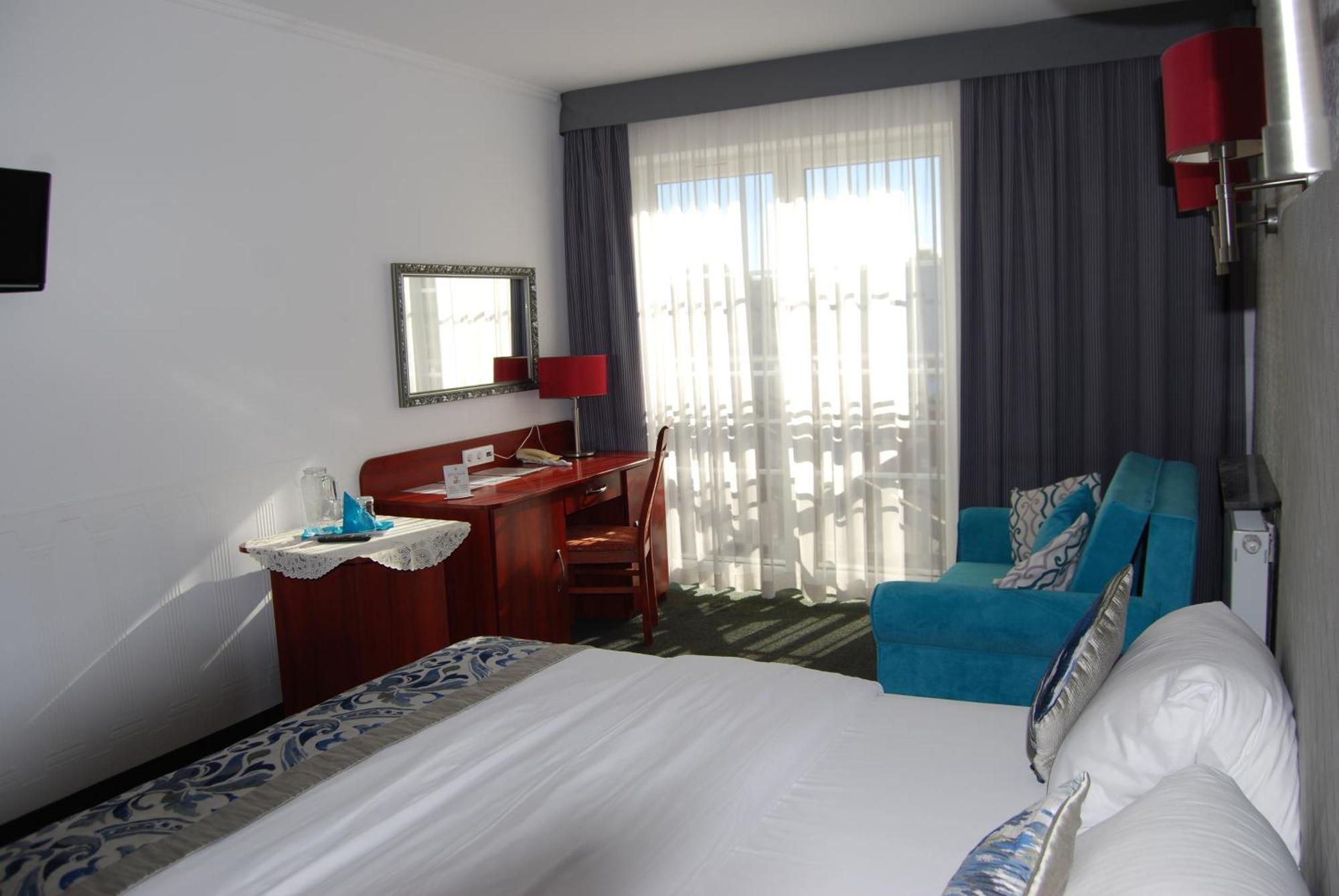 Amigo Hotel Sulejówek Eksteriør billede