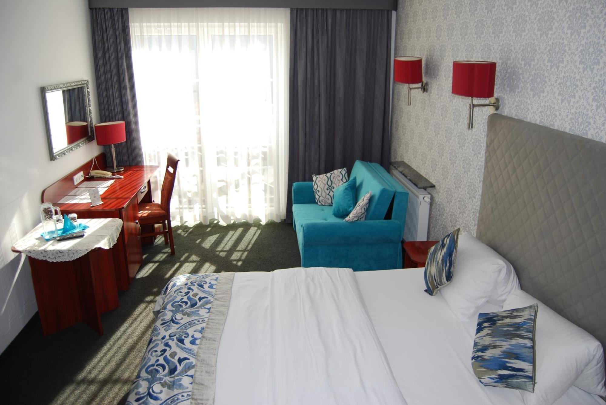 Amigo Hotel Sulejówek Eksteriør billede